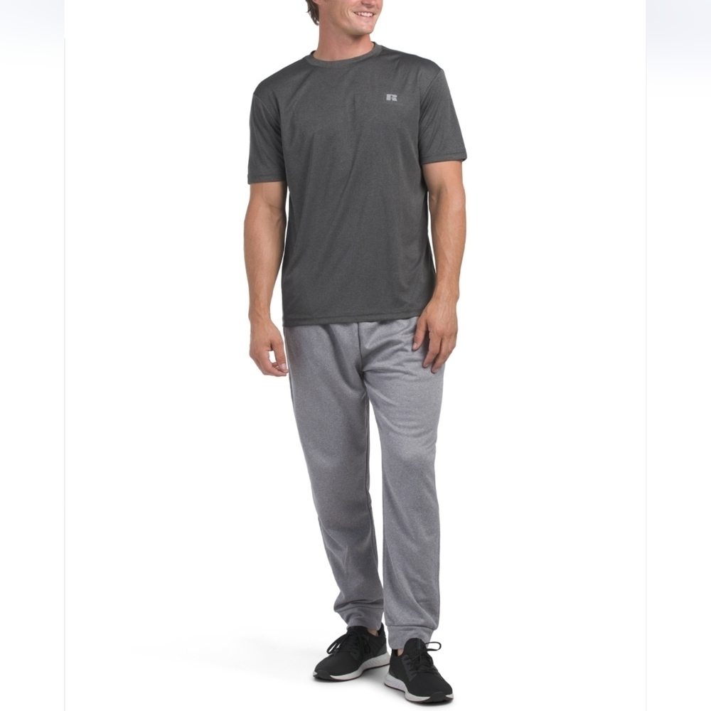 RUSSELL Man's 2 Piece Tech Tee And Pant Set